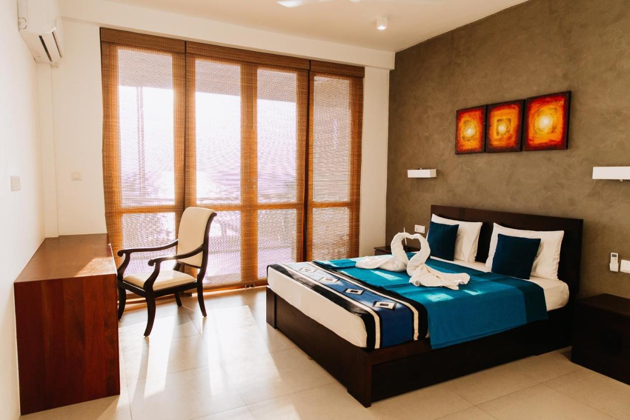 White Sand Villa - Beach Front Hikkaduwa Exterior foto